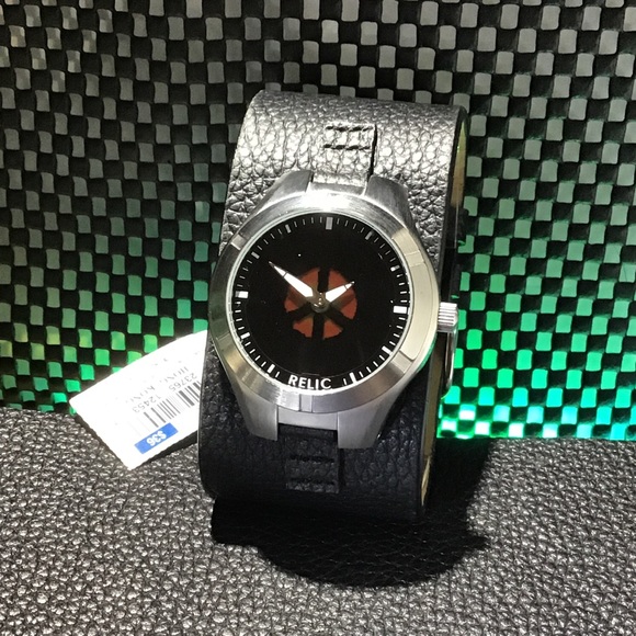 RELIC Animated Peace Sign on Leather - Picture 3 of 8